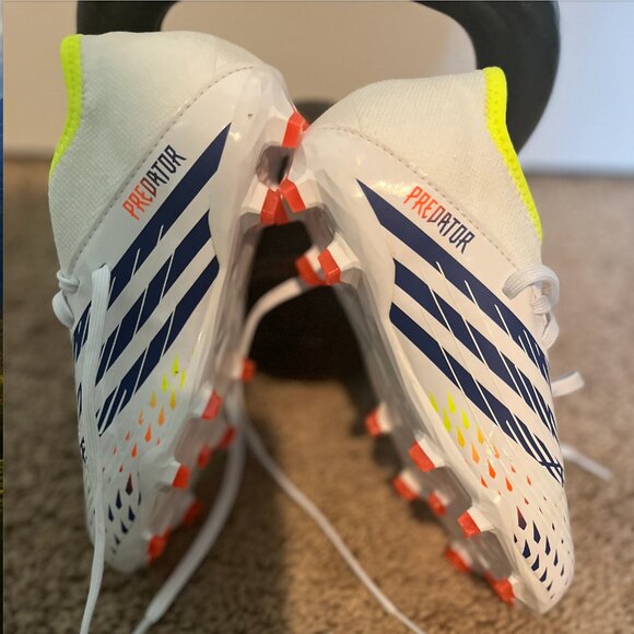 Adidas(GS) Predator Edge.3 MG 'White'Kid's Soccer Cleats - Picture 4 of 10